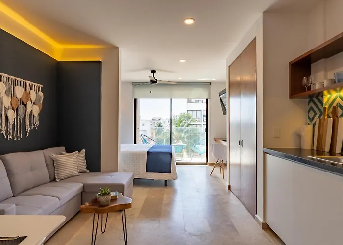 Brand New Wpool Steps To 5th Appartement *